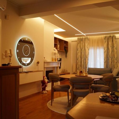 Daphne Luxury Apartment Касторія Екстер'єр фото